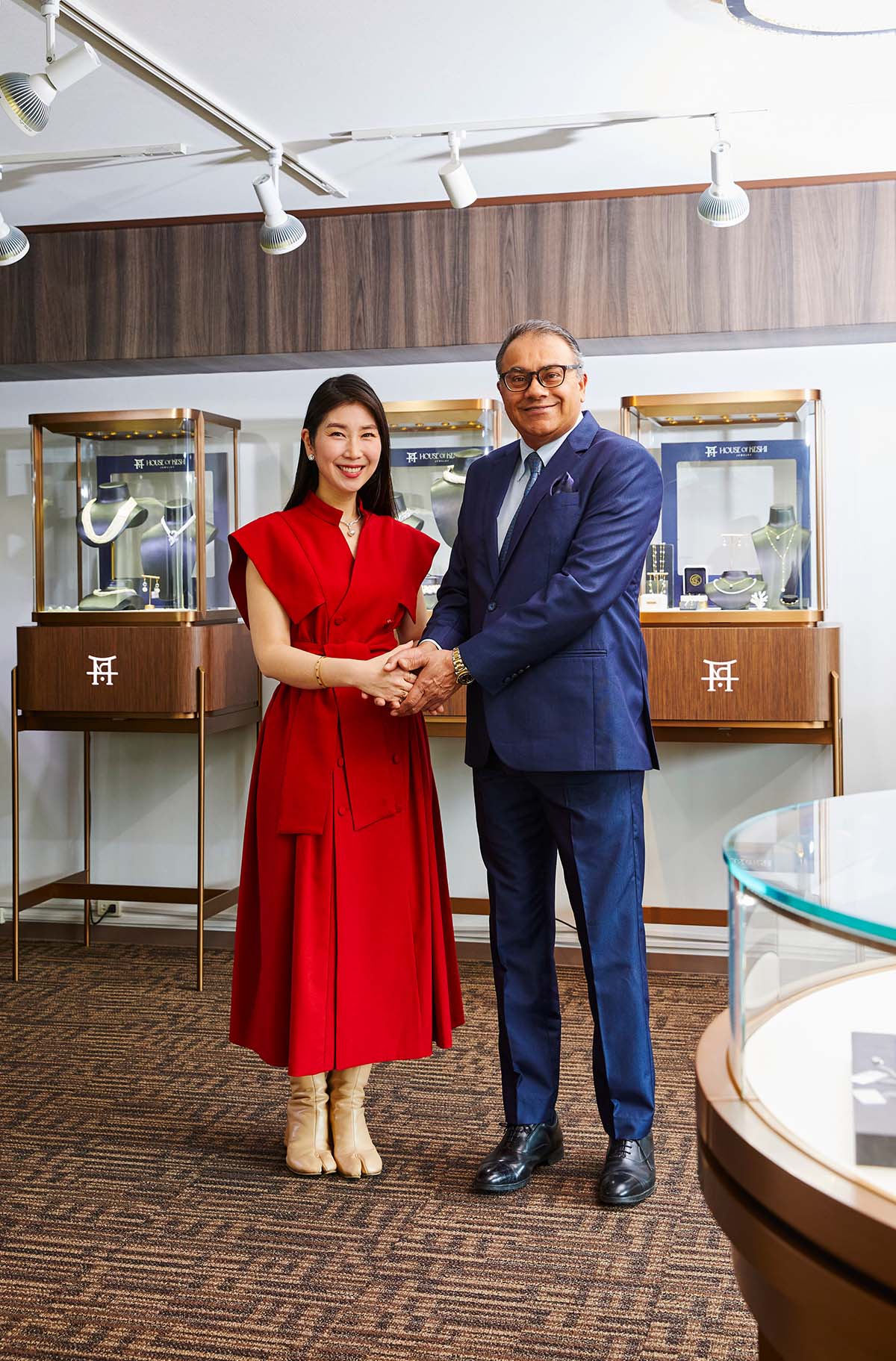 パートナーシップを締結する両氏